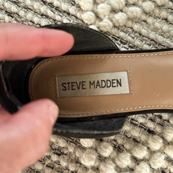 Steve Madden Suede O’Orsay flats! - Picture 3 of 8